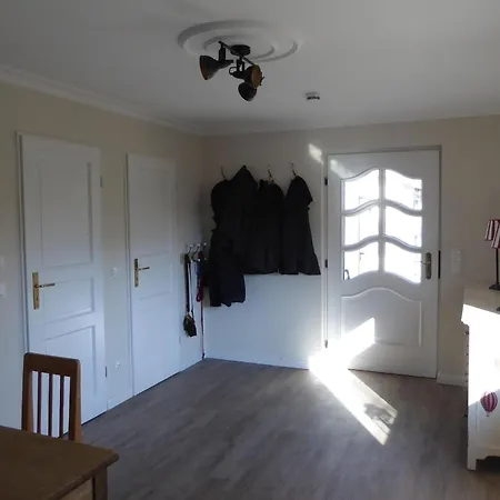 Sonnenschein 9184 - Neujellingsdorf Ferienhaus Fehmarn